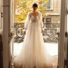 Robes de mariée en V floral à manches longues perles appliques en dentelle robes de mariée