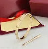 2023 Luxury Rose Gold Men Armband Fashion Par Cuff Designer Armband för kvinnor Högkvalitativ 316L Rostfritt stålarmband smycken