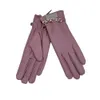 Womens Designer Gloves Classic Vintage Glove Winter Warm Brand Outdoor Riding Ski Glove Black Women Sexig Chain Gloves