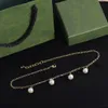 Collier de créateur pour femmes élégant pendentif trèfle à quatre feuilles collier S925 en argent sterling de haute qualité collier bijoux de créateur 2