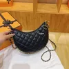 Bolso de diseñador Canal Bolso de luna de lujo Bolso de un solo hombro Moda Versátil Letra colgante Cremallera Bolso de mujer Regalos para novias Día de San Valentín 23 Nuevo