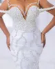 Arabo Aso Ebi Plus Size Sirena Abito da sposa bianco Cristalli Perle Lussuoso al largo della spalla Abiti da sposa da donna Abiti da sposa