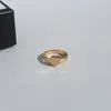 Ontwerper Brand Letter Bandringen Women Gold Geplaatste verzilverd roestvrijstalen liefde bruiloft sieraden Springs Ring Fijne snijvingerring