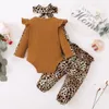 Rompers 3st Born Clothes Baby Girl Sets spädbarnsdräkt Ruffles Romper Top Bow Leopard Pants Born Toddler Clothing 230406