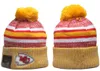 Män stickad manschetterad Pom Kansas City Beanies KC Bobble Hats Sport Knit Hat randig Sideline Wool Warm Baseball Beanies Cap för kvinnor A22