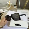 2023 Fashion Designer New Sunglasses Mensa omensSu nglassesLe tterDa rkGr eenSq uareGl assesLa rgeFa ceFa nglassesFe malein sSu mmerY2 KIn dividualizedSu ma