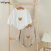 Rompers Visgogo Baby Spring Fall Romper Cute Bear Embroidery Long Sleeve Front Pocket Jumpsuit Girl Boys Casual Deskleding 230406