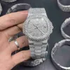 Designer Diamond Watches VVS Populära herrar Iced Diamonds Big Bezel Watch Silver Face Full Strap Automatic Mechanical