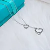 Tiffanyanyany Tit's Sterling Silver S925 Serce to Heart Naszyjnik Asymetryczny Naszyjnik serca Moda Damska Dziedziny Darowicze Para Prezent