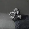 Trouwringen Zilver Kleur Snake Geometrische Manchet Ring Voor Vrouwen Koppels Vintage Creatieve Punk Hip Hop Overdreven Verjaardag Sieraden