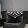 Designer Handbag Square Fat Loulou Chain Bag Real Leather Women's Bag stor kapacitet axelväskor 25 cm och 32 cm quiltad messenger väska 494699.459749 Zuolan