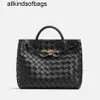 Andiamos BottegassVenetas Bag 5A Genuine Leather Double sided Sheepskin Handwoven High Quality Handbag Commuter Fashion Crossbody GenuineQQ