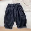 Jeans Primavera Autunno Jeans Per Bambini Ragazzi Tinta unita Allentato Casual Cotone Morbido Vestiti per bambini Scolari Pantaloni in denim 230413