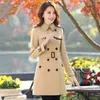 Trench da donna 2023 Primavera Autunno Moda Cappotto kaki Casual con cintura Giacca a vento allentata Capispalla elegante femminile 4XL