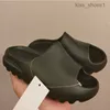 212scarpe per bambini pantofole piedi felici bambini Scivoli pantofole in schiuma ragazzo gril Sandali da spiaggia scarpa Bambino Natale Runner Nero Bianco Verde Pantofola estiva 26-35