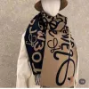 Bufanda de diseñador para mujer, chal grueso de moda de Cachemira, chal largo de lana de invierno, pañuelo para la cabeza con flecos