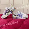 2023 NOWOŚĆ TOP HOT LOXURY LOXURY MAN MAN Sneakers Buty Białe czarne trenery skórzane słynne komfort trenerzy na świeżym powietrzu Casual Walking