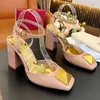 Chunky Heel Sandals Fashion Designer Shoes Gold Buckle Decoration Patent Leather Womens Shoes 9cm High Heeled Gladiator Designers Sandal 35-41 med Box