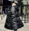 Schwarze Designer-Jacke mit Kapuze für Herren und Damen, lange Ärmel, luxuriöse, mit Baumwolle gefütterte Winterjacken, warmer Herrenmantel