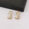 Brinco de luxo banhado a ouro 18K para mulheres elegantes designers de letras duplas estilo clássico joias festa de casamento presente de alta qualidade 20 estilos