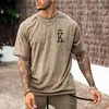 Mens Tshirts Summer Mens randiga K Tshirt 3D -tryck Kort ärm Sweatshirt King K Spader Ett mönster Harajuku T -shirt överdimensionerade herr tee topp 230406