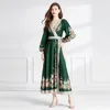 Abiti lunghi da donna verde floreale con motivo cachemire Abiti vintage firmati con maniche a sbuffo per le vacanze con scollo a V e cintura con fiocco laterale 2023 Primavera Autunno Abiti eleganti da passerella per feste