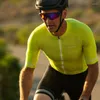 Kurtki wyścigowe Drużyna Jersey 2023 Wyścigowy sprzęt Lekka oddychająca oddychająca rower z krótkim rękawem Jakość ubrania