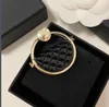 Designer Bag Brooches Pins Vintage Copper Brooch Pin Gold color Luxury Round Pins for Women Clothing Decoration Jewellery Accessories