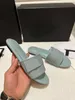 Women Mule Slides الكلاسيكية النعال المسطحة Lambskin Blue Home Sandals Summer Summer Designer Fashury Fashion Ladies Beach Outdoors Flat Flip Flips Flops Sandal