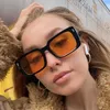 Solglasögon Nya vintage Square Solglasögon Kvinnor Retro Brand Mirror Sun Glasses Female Gul Fashion Candy Colors Oculos de Sol P230406