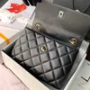 10A Kwaliteitsontwerpertas Trendy C Bag Modieuze handtas Schoudertas met schapenvacht die over één schouder kan worden afgeschuind voor een super stijlvolle look