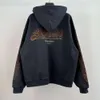 Parigi designer felpa con cappuccio uomo con cappuccio Balencigaas Magni da uomo 24SS Spaccatura esclusiva Flame Graffiti Show Cardigan Sighi