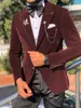 Abiti da uomo Velluto marrone rossastro Set da uomo 2 pezzi Custom Made Giacca con risvolto con risvolto Pantaloni Abbigliamento da sposa Giacca da lavoro Pantaloni neri