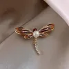 Broches de feuilles de libellule créative pour femmes épingles de vêtements anti-glare accessoires de bijoux accessoires pour femmes décoration