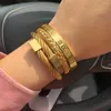 Bangle Fashion Gold Plated rostfritt stål charm manschett armband punk runda flätade sportiga män manliga armband pulsera