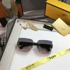 Sunglasses Designer New Women's Square Live Broadcast Flat Glasses Trend 933F