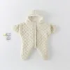 Schlafsäcke Baby Winter warmer Schlafsack Bauchschutz weicher Plüschoverall Baby Unisex einfache und dicke Anti-Kick-Steppdecke 230407