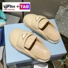 Projektant Sabots klapki damskie klapki miękko wyściełane sandały ze skóry nappa muły z pudełkiem damskie platformy chleb pantofel płaska zjeżdżalnia luksusowe letnie sandały plażowe