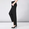 Pantaloni da donna in cotone estivo sottile elastico di mezza età a vita alta tinta unita matita vestibilità ampia tubo dritto femminile