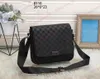 Nowe męskie Projektanci Projektanci Torby Crossbody Torka na ramię dla kobiet Style Różne rozmiary torebka moda Messenger Laptop Torba podróż Turse Portfels