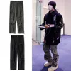 Far.archive 21ss Pantaloni con zip laterale High Street tridimensionali Performance Wook