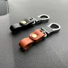 Nyckelringar 2023 Högklassig äkta läder Keychain Alloy Metel Business Keyring Men for Auto Car Key Chain Ring Holder Accessories