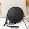 Borse da sera Borsa a tracolla da donna con rivetto tondo nero Borsa a tracolla da donna in morbida pelle con nappa per donna Piccola pochette a tracolla