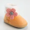 Botas bonito princesa sapatos de bebê macio inverno criança meninas com meias de caxemira nascido aquecimento por 6 12 18 meses