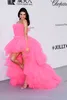 Kendall Jenner Fuchsia Prom Dresses 높은 낮은 끈이없는 계층 얇은징 보우 이브닝 유명인 가운 2023 공식 파티 New
