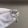 Moissanite Fashion Real 10k 14k White Gold Olika ovala Moissanite Solitaire Bröllopsförlovningsringar Kvinnor smycken