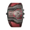 Нарученные часы Oulm Mens военная армия с двойным часовым поясом Quartz Quartz Watch кожаные ремешки спортивные часы мужчин