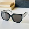 New Ladies MONOCHROME PR 15WS Occhiali da sole cool Designer Occhiali da festa DONNA Stage Style Top Alta qualità Moda Cat Eye Frame Size 51-19-140