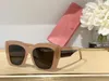 남성 선글라스 여성을위한 남성 선글라스 최신 판매 패션 태양 안경 남성 선글라스 Gafas de Sol Glass UV400 렌즈 임의의 매칭 상자 04W 11
