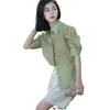 Kvinnors blusar Fashion Lightweight Silk Summer Korean Elegant Turn-Down Collar Puff Half Sleeve Lyocell Shirts Office Lady Chic Tops